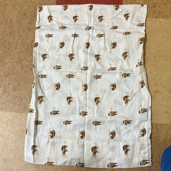 Sloth Pillow Cases (2) - Picture 3 of 6